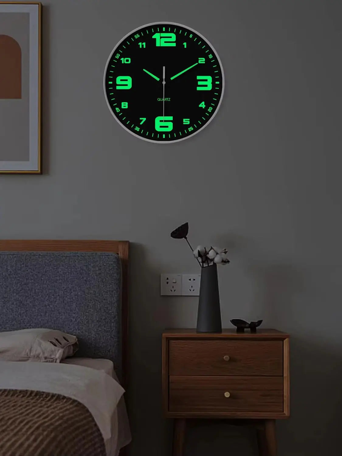 Wanduhr lautlos mit Leuchtziffern