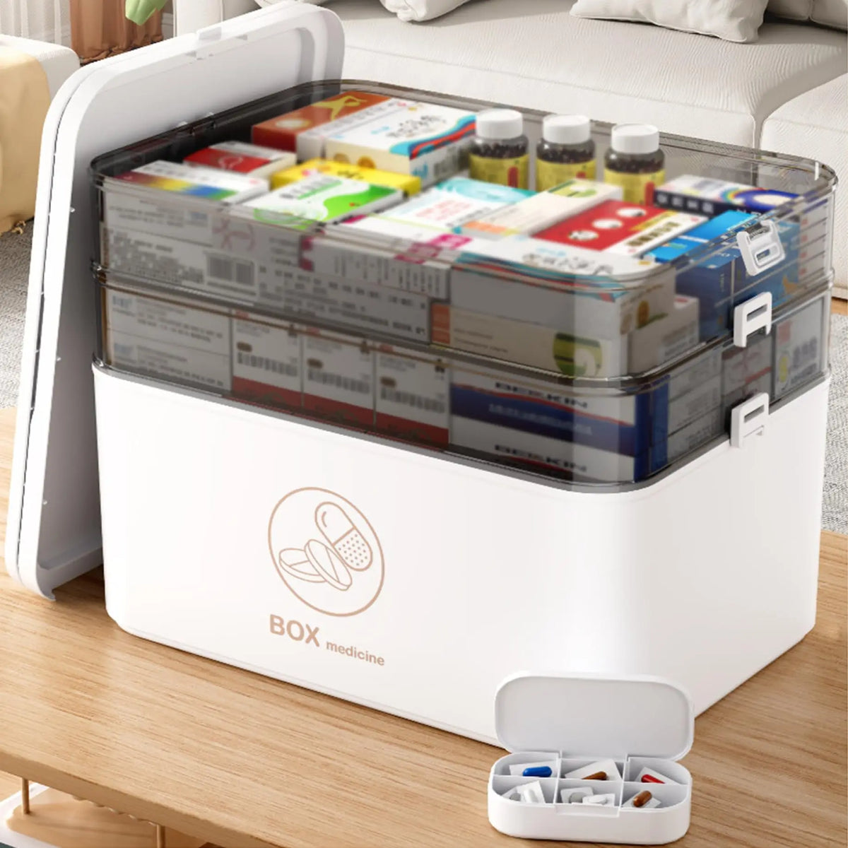 Medikamentenbox mit 3 Ebenen und Griff